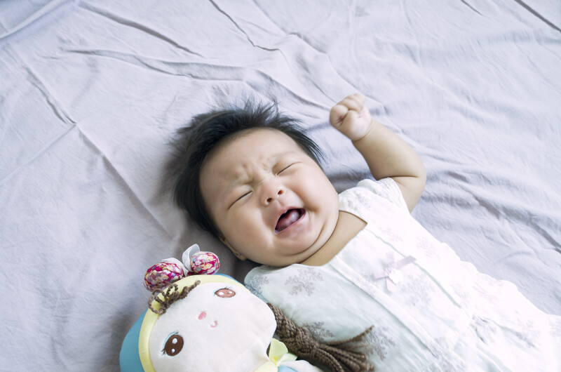 Trẻ sơ sinh bị đầy bụng: Dấu hiệu nhận biết và cách xử trí | Huggies