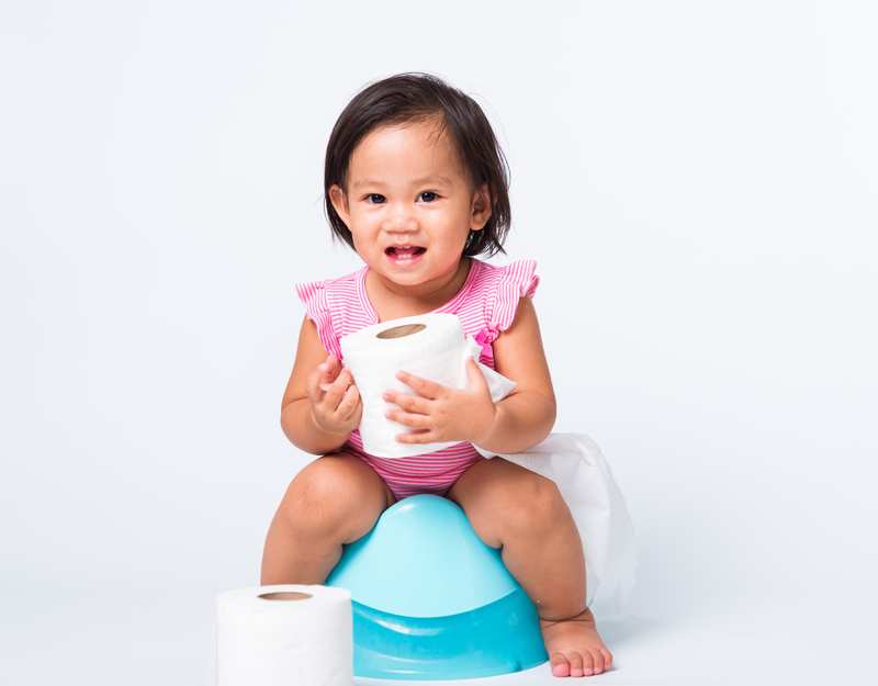 Những lời khuyên và lưu ý khi tập cho bé tự đi vệ sinh
