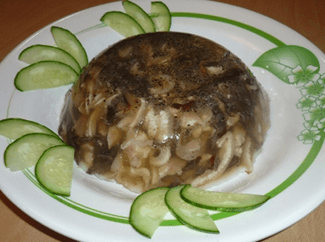 Món ăn cho bé: Thịt đông xương sườn nấu rong biển
