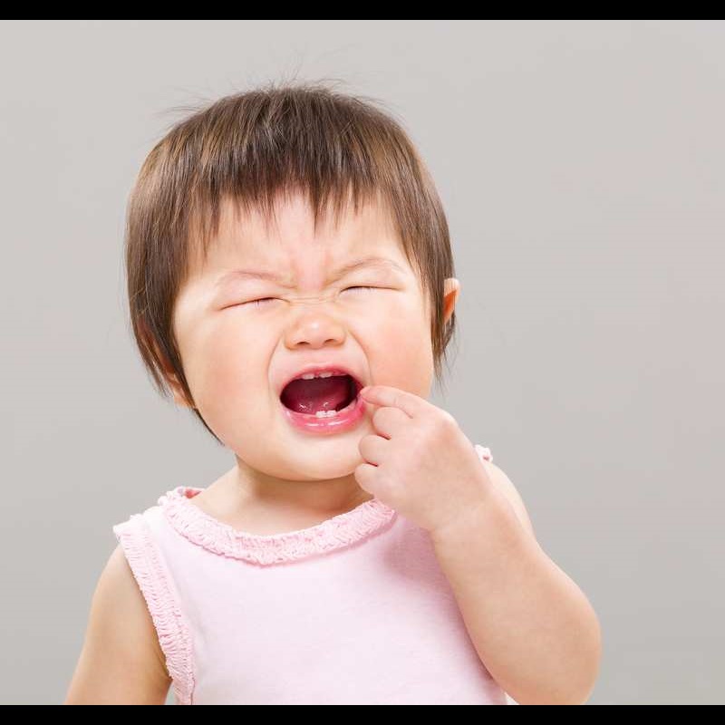 Dấu hiệu trẻ mọc răng và cách chăm sóc trẻ mọc răng