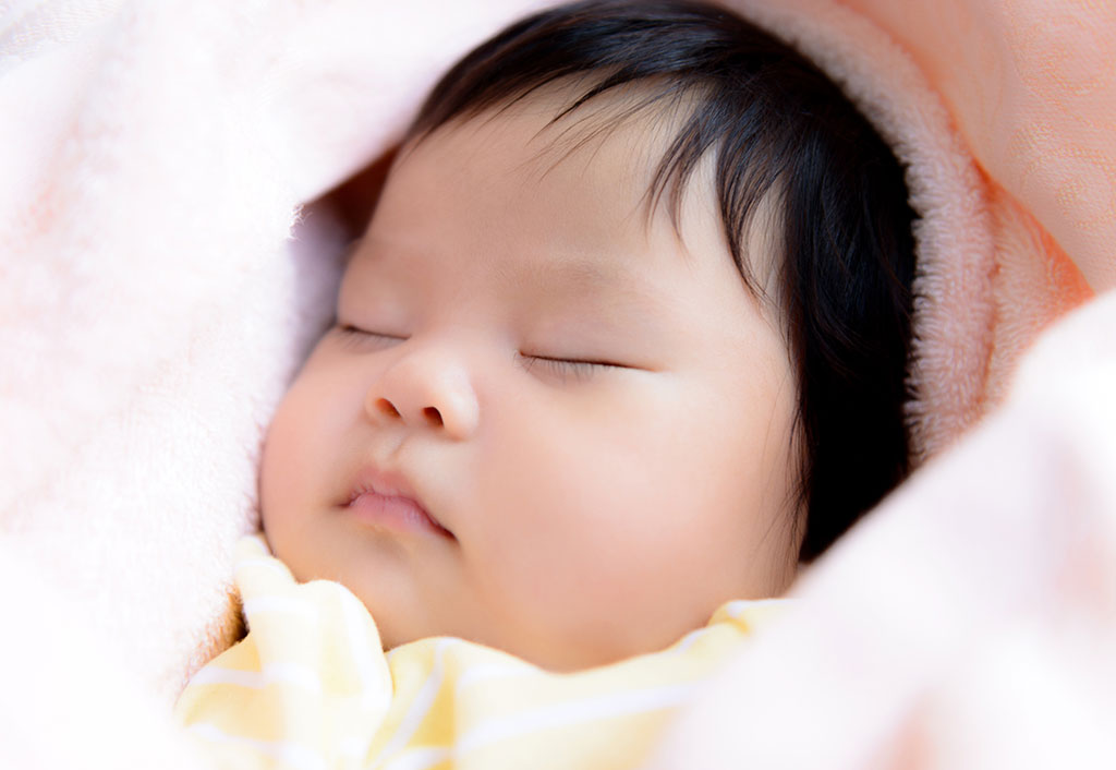 Thời gian ngủ của trẻ sơ sinh và trẻ nhỏ
