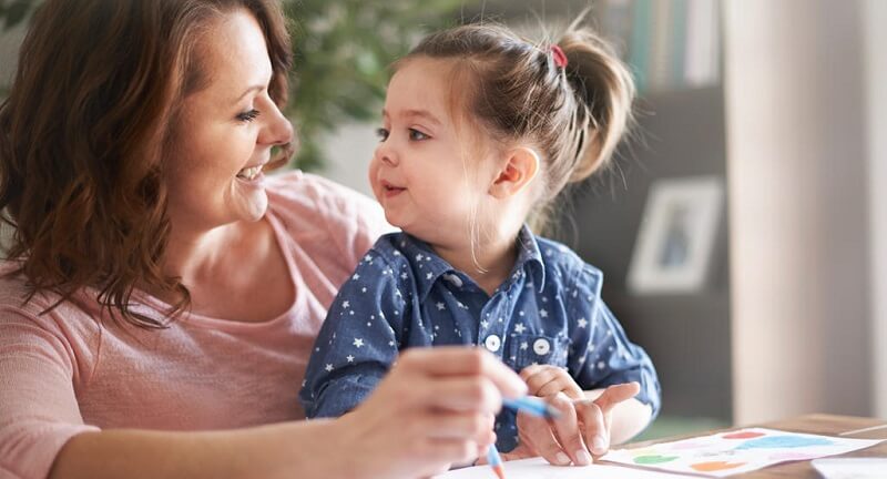 Những điều bố mẹ cần làm khi trẻ chậm nói