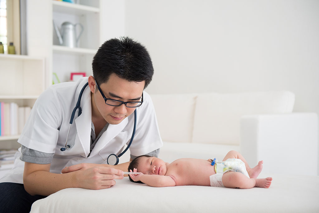 Làm sao khi bé bị ho và sổ mũi