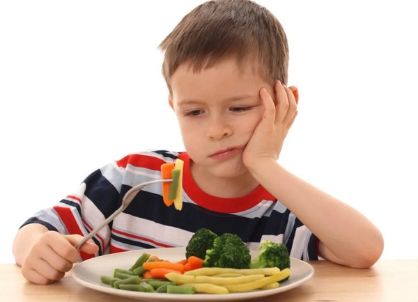 Suy dinh dưỡng ở trẻ em là tình trạng thiếu hụt các chất dinh dưỡng cần thiết