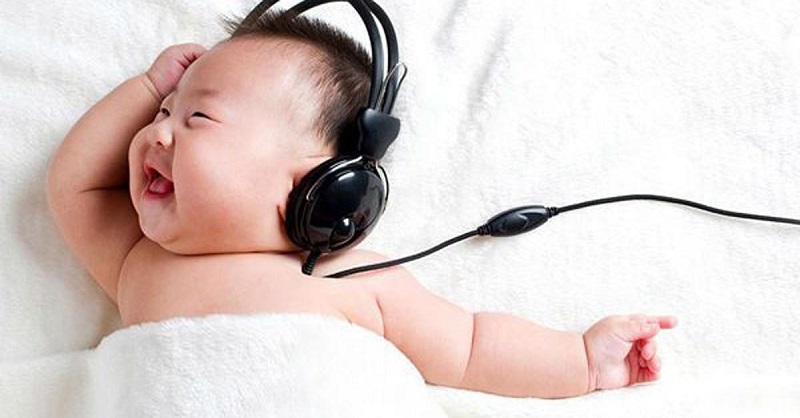 10 bài nhạc cho trẻ sơ sinh 1-3 tháng ngủ ngon, thông minh