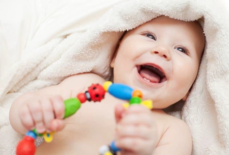 Lịch ăn ngủ cho bé 16 tháng tuổi ảnh hưởng đến sự phát triển về mặt vận động 