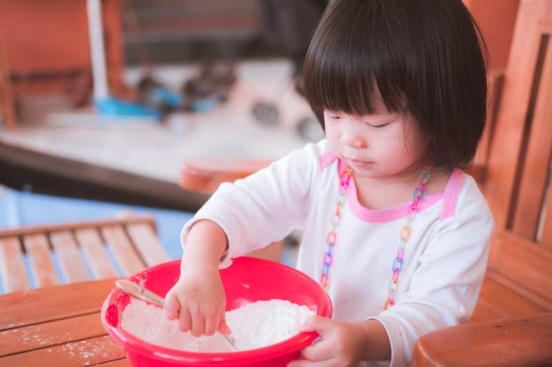 Chăm sóc bé 22 tháng tuổi