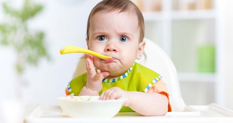 Trẻ biếng ăn: Nguyên nhân, cách giúp trẻ hết lười ăn | Huggies