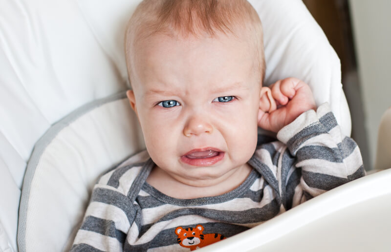 Viêm tai giữa ở trẻ: Nguyên nhân, biểu hiện và cách điều trị
