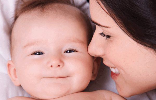 Con gái họ Hoàng đặt tên gì chỉ nét đẹp cao quý