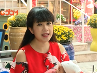 Cách thay tã cho bé nơi công cộng