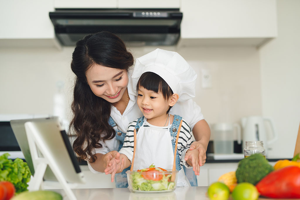 Mẹo dọn dẹp nhà bếp nhanh