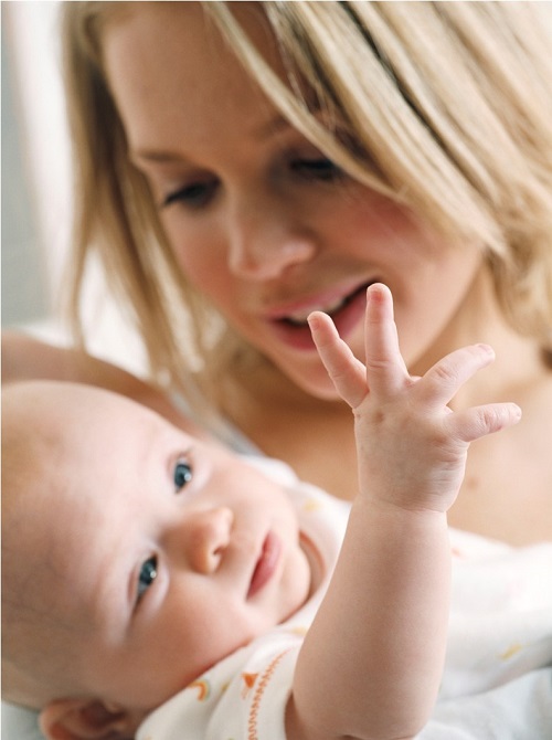 Trải nghiệm của mẹ khi cai sữa cho bé