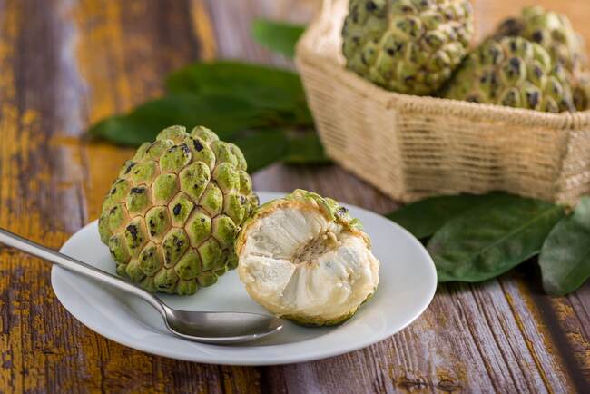 Bà bầu ăn na được không?