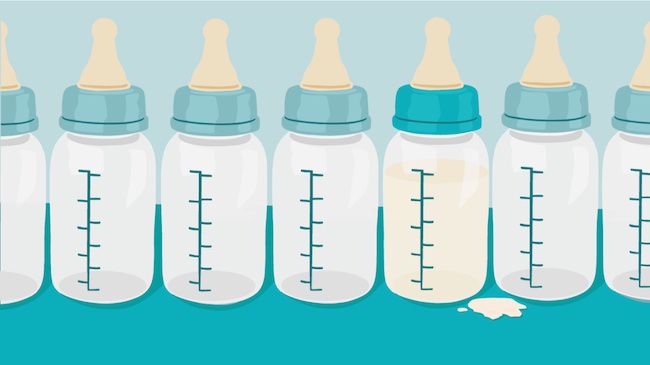 Bình sữa cho trẻ sơ sinh là một dụng cụ giúp mô phỏng lại tương tự như bầu ti của mẹ