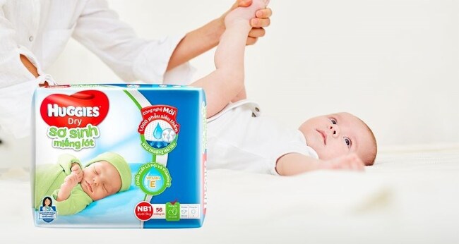 Miếng lót sơ sinh Huggies với những ưu điểm nổi trội giúp mang lại cảm giác thoải mái cho con yêu