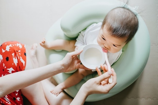 Mẹ cần ngồi quan sát