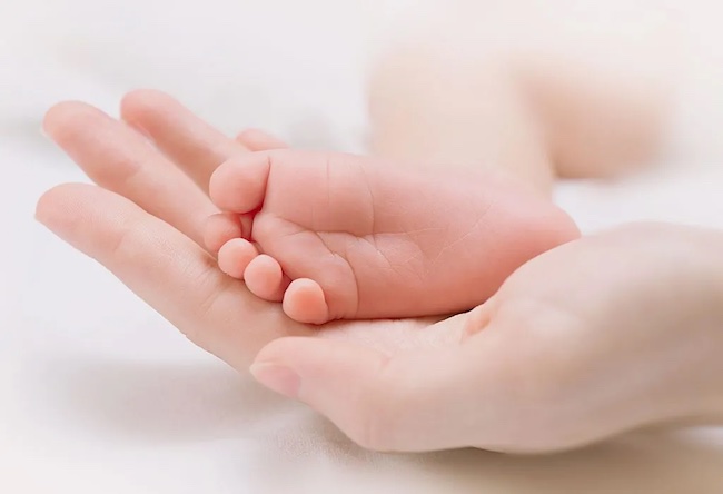 Tiêu chí lựa chọn kem dưỡng ẩm da dành cho trẻ sơ sinh
