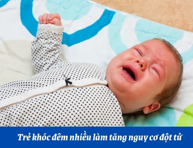 Trẻ khóc đêm liên tục có thể gây nhiều ảnh hưởng cho trẻ