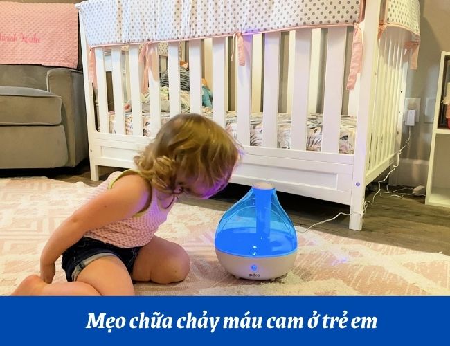 Sử dụng máy tạo ẩm trong phòng khi ngủ sẽ hạn chế được tình trạng chảy máu cam ở trẻ