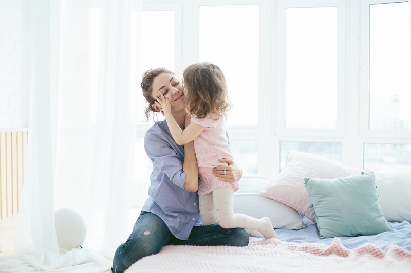 Đặt tên ở nhà cho bé là điều không bắt buộc nhưng vẫn được nhiều cha mẹ quan tâm, tìm hiểu