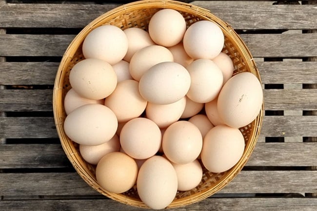 Trứng là thực phẩm giàu canxi cho bé