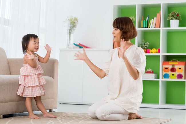  Trẻ 18 tháng chưa biết nói