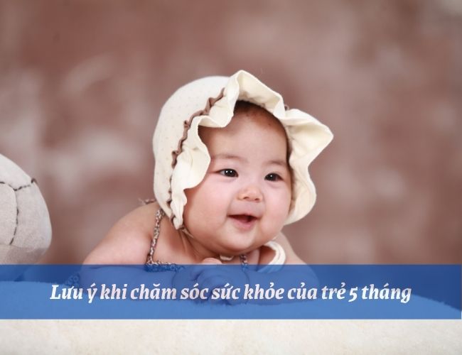 Mẹ nên lưu ý những dấu hiệu chậm phát triển ở trẻ