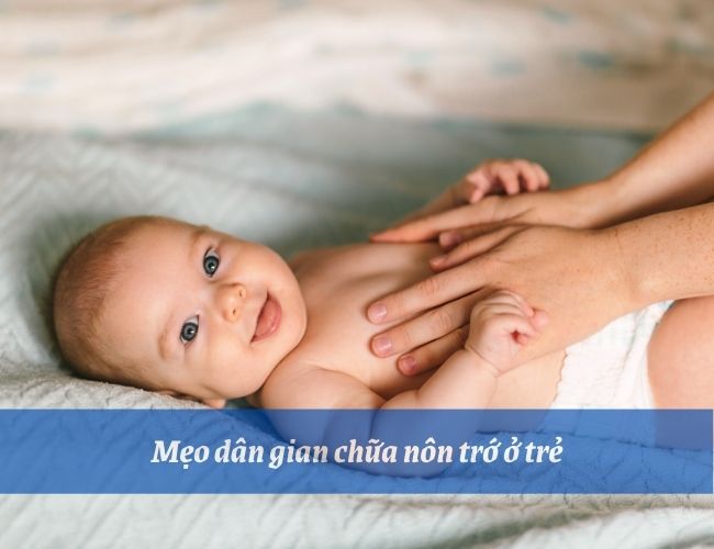 Cho bé bú đúng cách để tránh trẻ bị nôn trớ