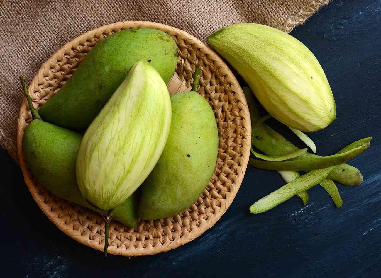 bầu ăn xoài xanh được không